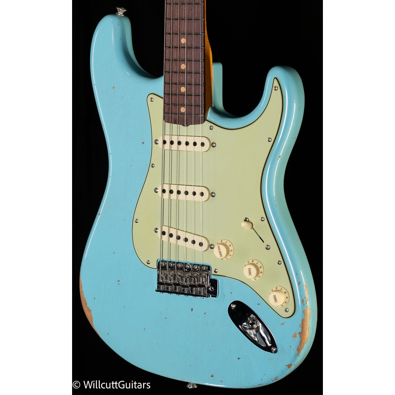 fender-custom-shop-late-1962-strat-relic-closet-classic-faded-aged-daphne-blue-564 Fender Custom Shop Late 1962 Strat Relic/ Closet Classic Faded Aged Daphne Blue (564)