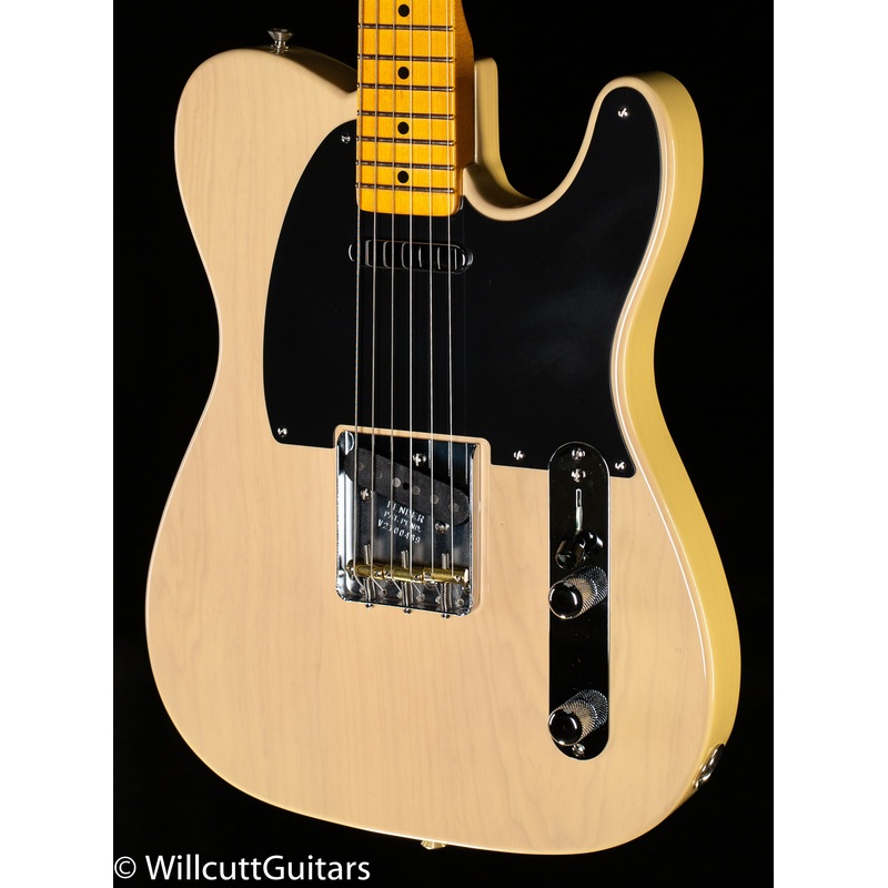 fender-70th-anniversary-broadcaster-maple-fingerboard-blackguard-blonde-489 Fender 70th Anniversary Broadcaster Maple Fingerboard Blackguard Blonde (489)
