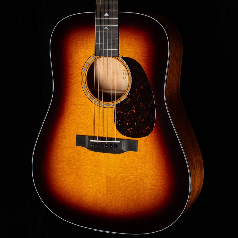 martin-d-18-molly-tuttle-125 Martin D-18 Molly Tuttle (125)