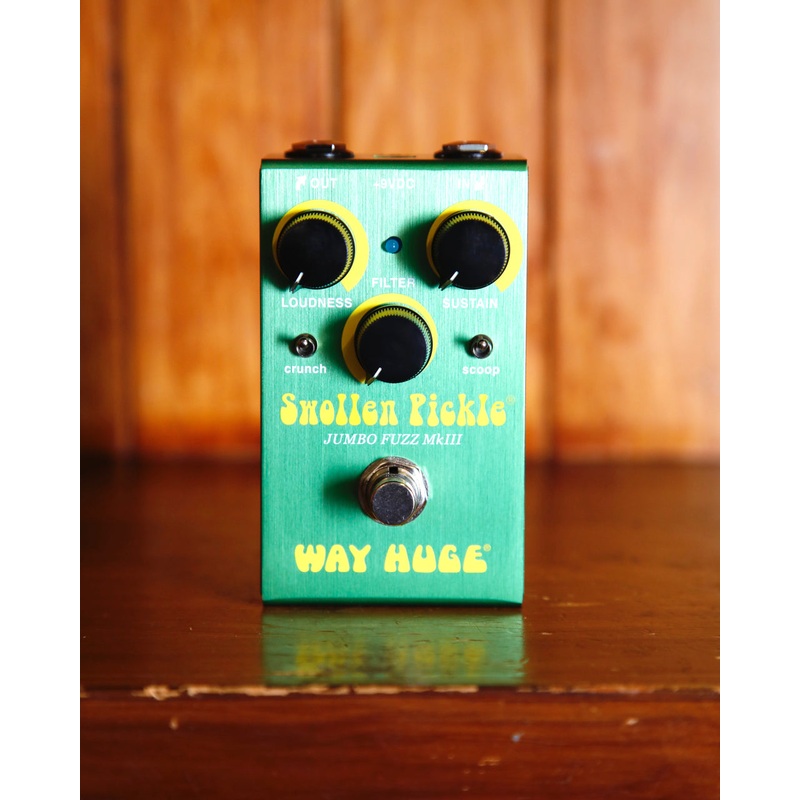 way-huge-smalls-swollen-pickle-jumbo-fuzz-mkiii-pedal Way Huge Smalls Swollen Pickle Jumbo Fuzz MKIII Pedal