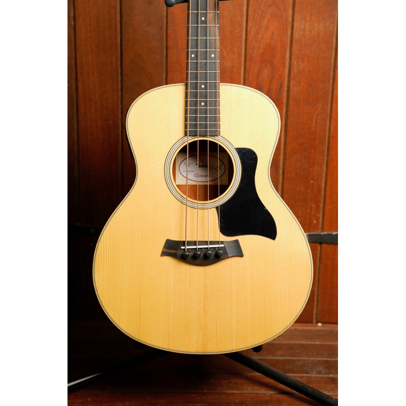 taylor-gs-mini-e-acoustic-electric-bass Taylor GS Mini-e Acoustic-Electric Bass