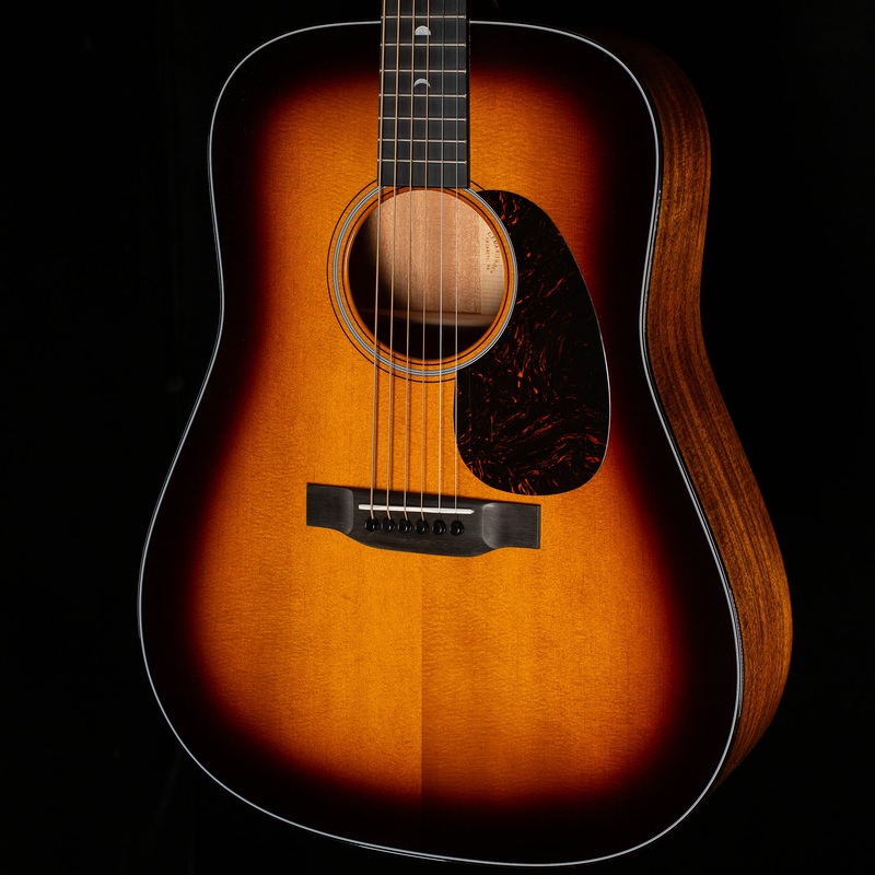 martin-d-18-molly-tuttle-226 Martin D-18 Molly Tuttle (226)