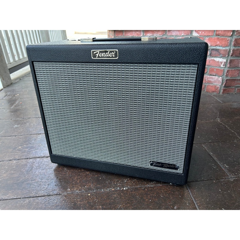 fender-tone-master-fr-10 Fender Tone Master FR-10