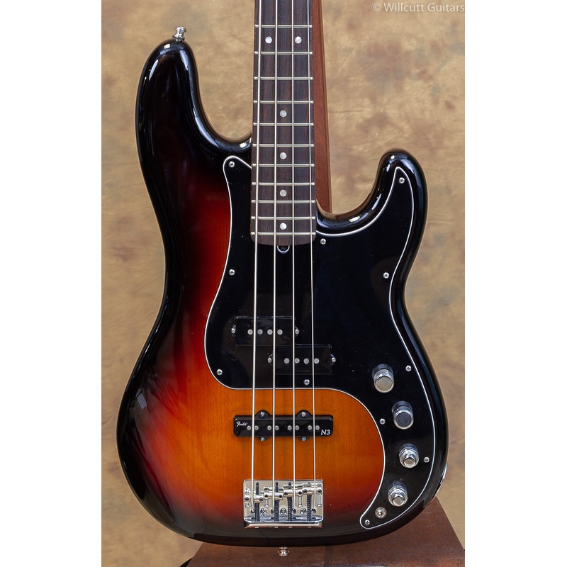 fender-american-deluxe-precision-bass-3-color-sunburst-used Fender American Deluxe Precision Bass 3-Color Sunburst USED
