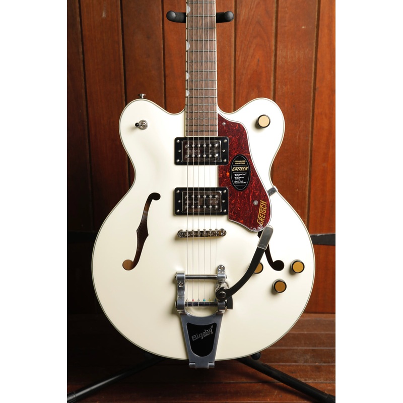 gretsch-g2622t-streamliner-center-block-double-cut-with-bigsby-vintage-white Gretsch G2622T Streamliner Center Block Double-Cut with Bigsby Vintage White
