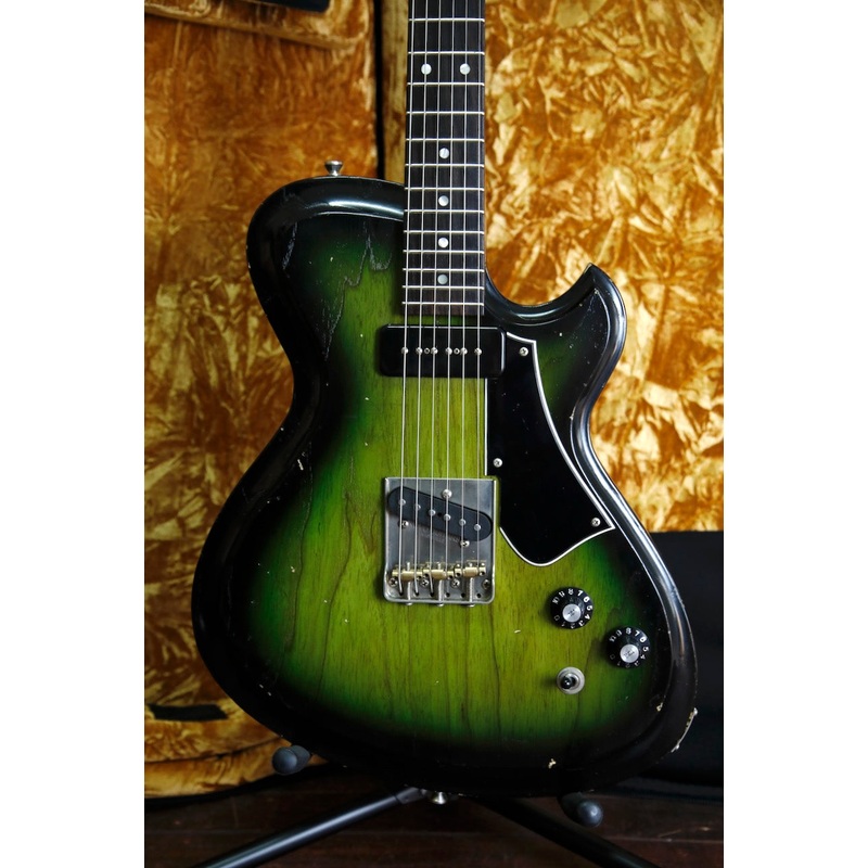 novo-solus-f2-cat-s-eye-burst-electric-guitar Novo Solus F2 Cat's Eye Burst Electric Guitar