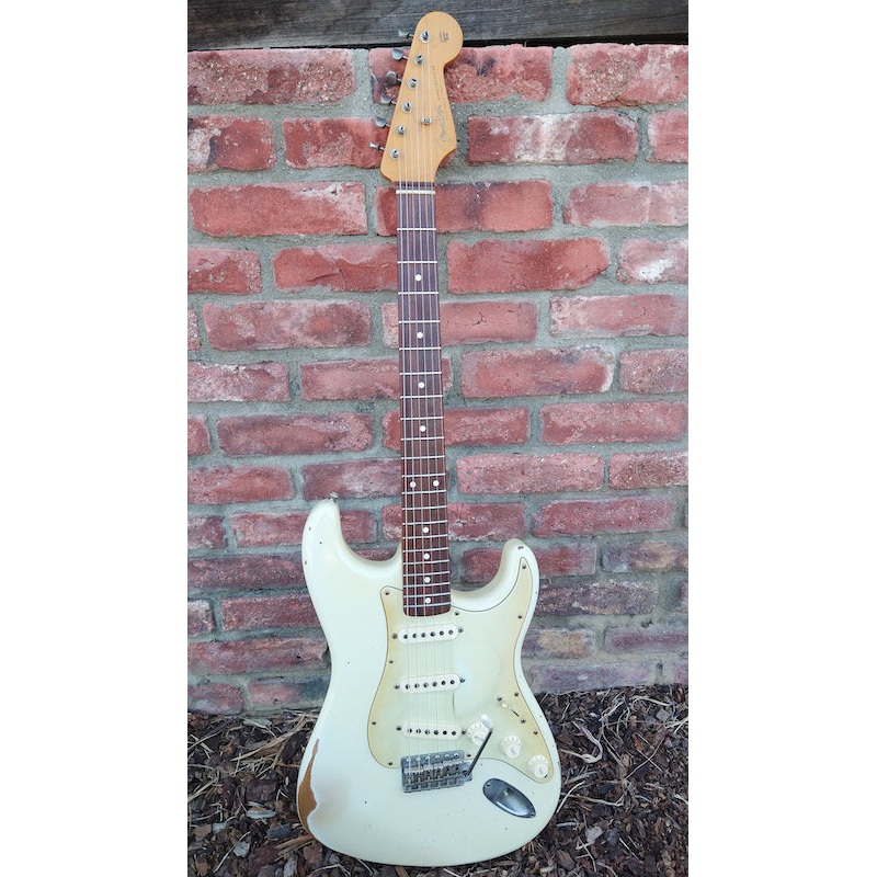 2008-60s-fender-roadworn-stratocaster 2008 60s Fender Roadworn Stratocaster