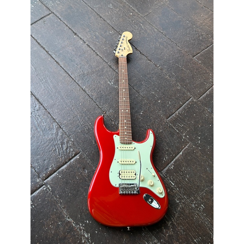2020-fender-deluxe-stratocaster-hss-mim-candy-apple-red-w-deluxe-gig-bag 2020 Fender Deluxe Stratocaster HSS MIM - Candy Apple Red w/ Deluxe Gig Bag