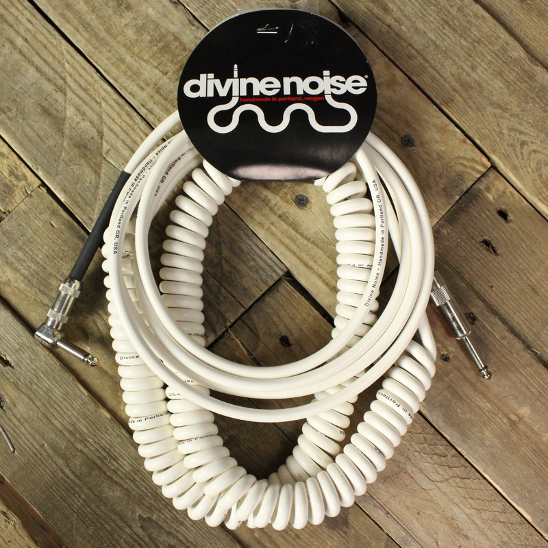 divine-noise-straight-to-right-angle-30ft-50-50-instrument-cable-white Divine Noise Straight to Right Angle 30ft 50/50 Instrument Cable - White