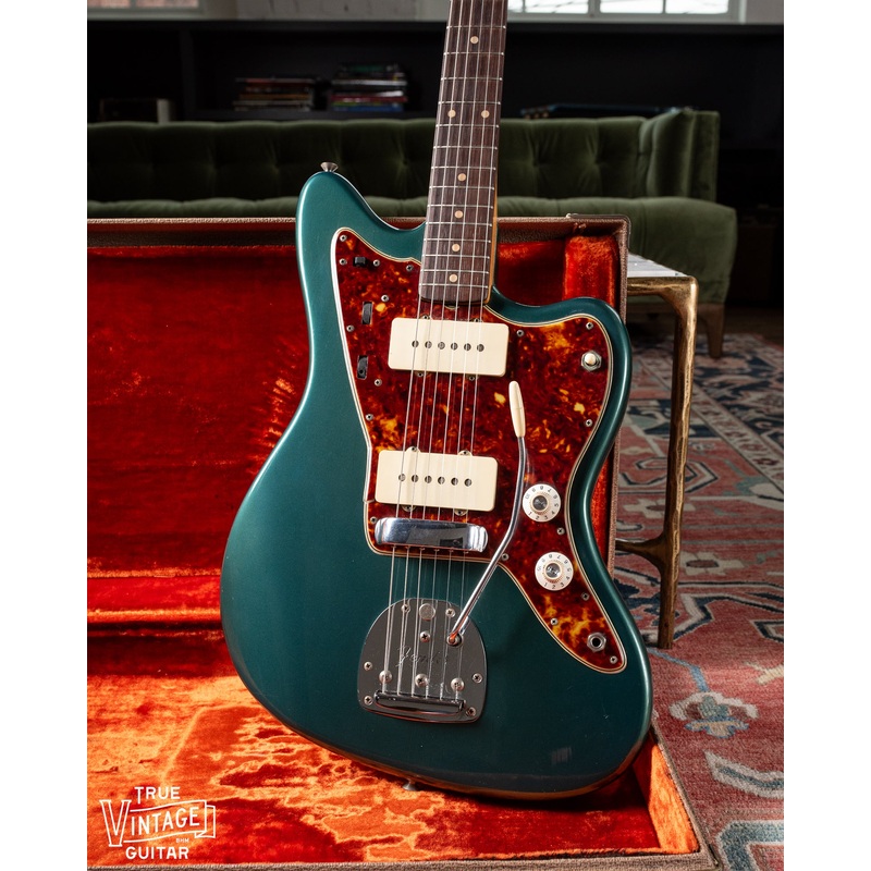 fender-jazzmaster-1960-factory-refinish-lake-placid-blue-1968 Fender Jazzmaster 1960 Factory Refinish Lake Placid Blue 1968