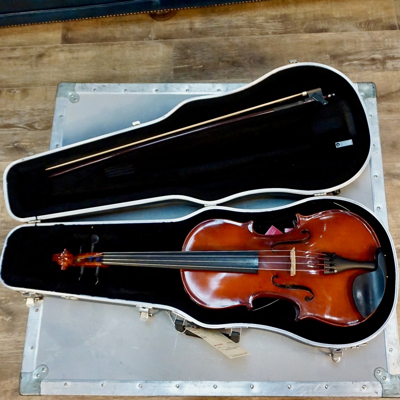scherl-and-roth-r11e162-16-1-2-viola Scherl and Roth R11E162 16" 1/2 Viola