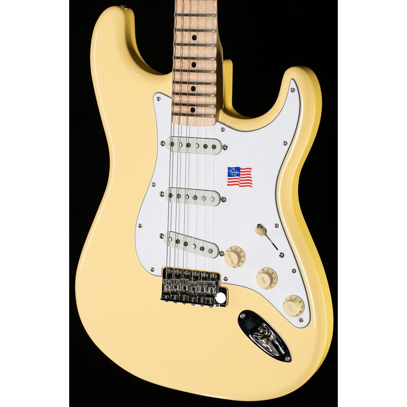 fender-yngwie-malmsteen-stratocaster-scalloped-maple-fingerboard-vintage-white-149 Fender Yngwie Malmsteen Stratocaster Scalloped Maple Fingerboard Vintage White (149)
