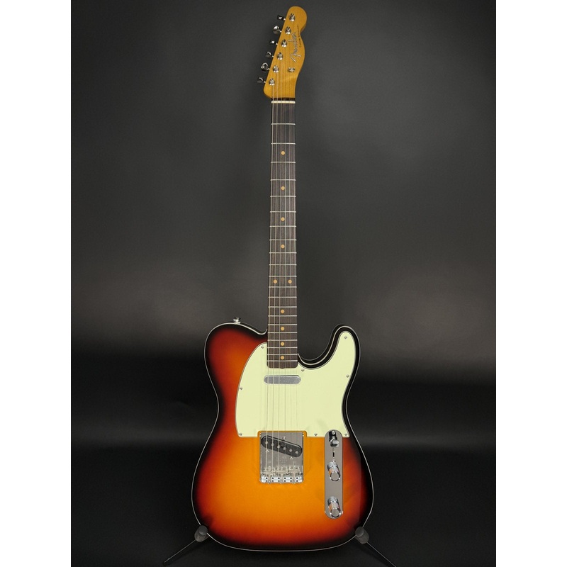 fender-limited-edition-vintera-iii-early-60s-custom-telecaster-3-color-sunburst Fender Limited Edition Vintera III Early '60s Custom Telecaster - 3-Color Sunburst