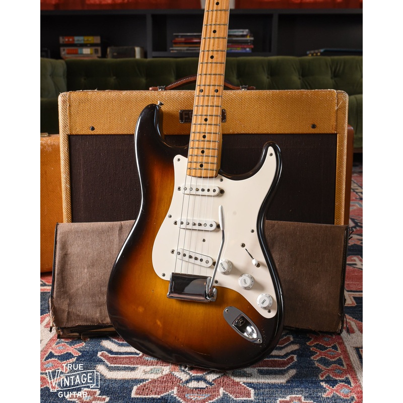 1956-fender-stratocaster-59-factory-refinish-with-1955-super-amp 1956 Fender Stratocaster '59 Factory Refinish with 1955 Super Amp