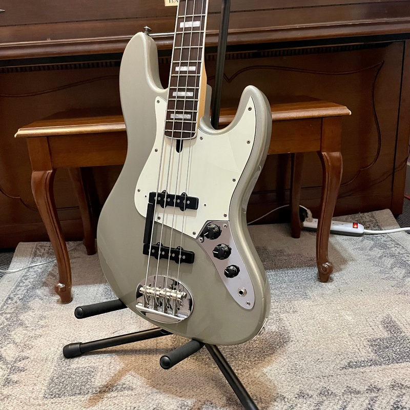 2010-lakland-skyline-series-joe-osborn-model 2010 Lakland Skyline Series - Joe Osborn Model