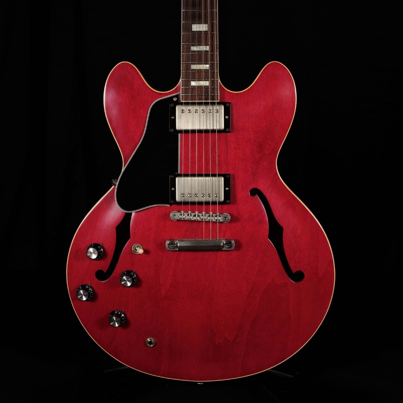 pre-owned-15-gibson-memphis-63-reissue-block-inlay-es-335tdc-left-handed-cherry-ohsc Pre Owned '15 Gibson Memphis '63 Reissue Block Inlay ES-335TDC Left Handed Cherry OHSC