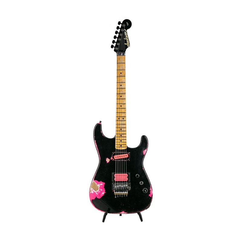 jackson-usa-custom-shop-big-rob-knowles-masterbuilt-san-dimas-hs-fr-electric-guitar-black-on-pink Jackson USA Custom Shop Big Rob Knowles Masterbuilt San Dimas HS FR Electric Guitar, Black on Pink