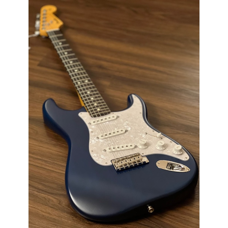 fender-cory-wong-stratocaster-sapphire-blue-transparent-with-rosewood-fingerboard Fender Cory Wong Stratocaster - Sapphire Blue Transparent with Rosewood Fingerboard