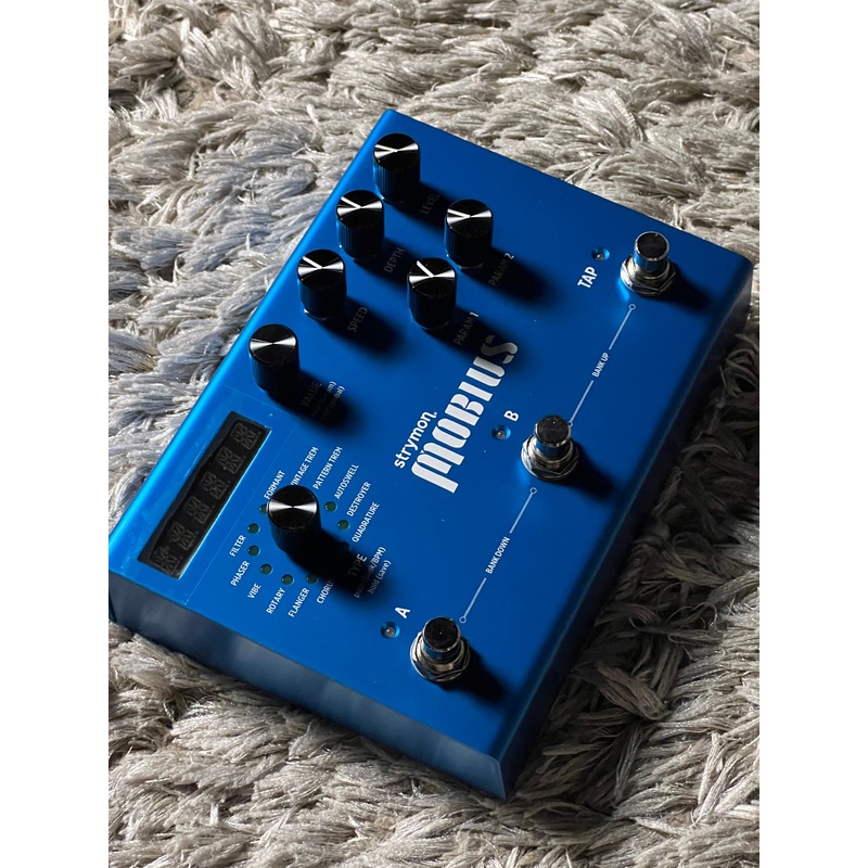 strymon-mobius-modulation-guitar-effects-pedal Strymon Mobius Modulation Guitar Effects Pedal
