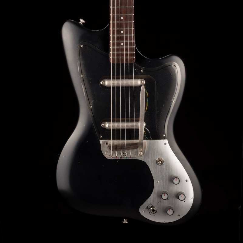 danelectro-dead-on-67-black-electric-guitar-with-gig-bag Danelectro Dead on 67 Black Electric Guitar With Gig Bag