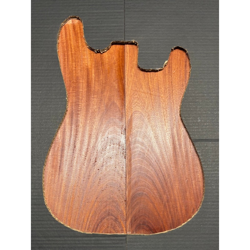 santos-mahogany-guitar-drop-top-21-x-7-1-4-x-3-8-117 Santos Mahogany Guitar Drop Top - 21" x 7-1/4" x 3/8" #117