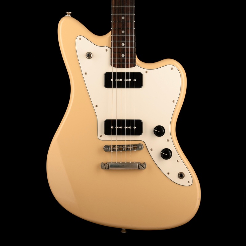 fano-alt-de-facto-jm6-p-90-light-distress-desert-sand-with-gig-bag Fano Alt de Facto JM6 P-90 Light Distress Desert Sand with Gig Bag
