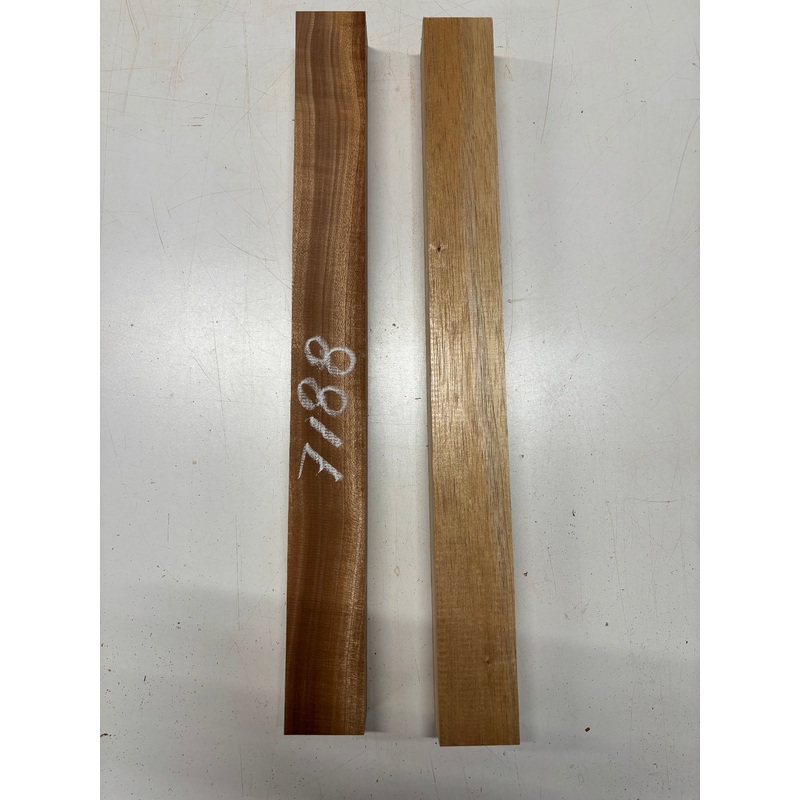 2-pack-2-species-sapele-spanish-cedar-guitar-neck-blanks-25-x2-1-2-x1-7-8-7188 2 Pack, 2 Species Sapele + Spanish Cedar Guitar Neck Blanks 25"x2-1/2"x1-7/8"#7188