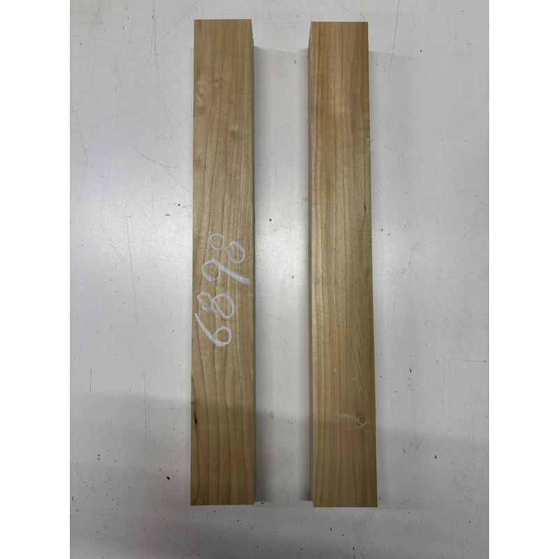 2-pack-poplar-guitar-neck-blanks-21-x2-1-2-x1-3-4-6898 2 Pack, Poplar Guitar Neck Blanks 21"x2-1/2"x1-3/4"#6898
