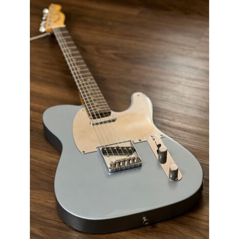 fender-chrissie-hynde-telecaster-with-rosewood-fb-in-ice-blue-metallic Fender Chrissie Hynde Telecaster with Rosewood FB in Ice Blue Metallic