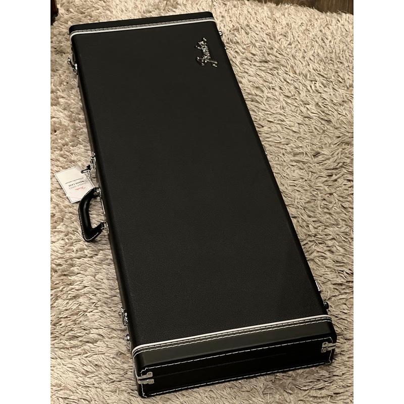fender-classic-series-wood-case-for-jazzmaster-jaguar-black Fender Classic Series Wood Case for Jazzmaster / Jaguar - Black