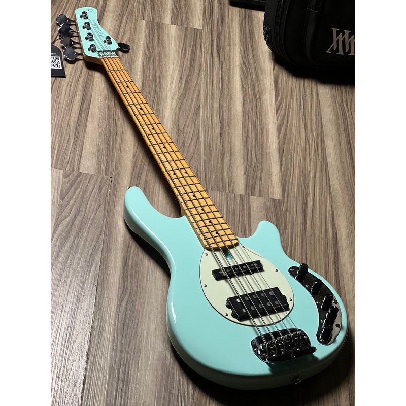 sire-marcus-miller-z7-5-string-bass-guitar-in-mint Sire Marcus Miller Z7 5-String Bass Guitar in Mint