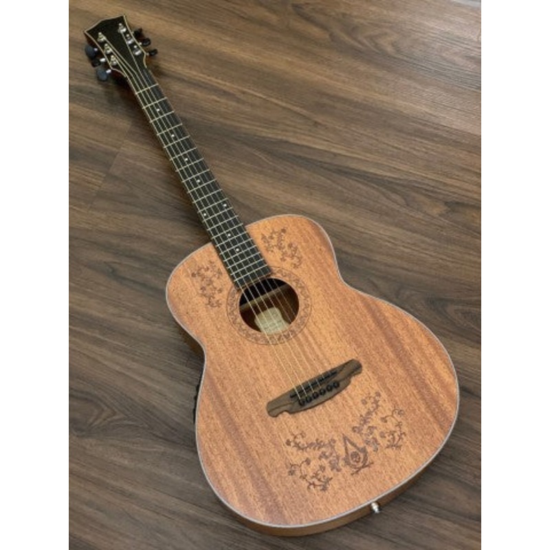 sqoe-spain-sq-36a-xm-acoustic-electric-travel-size-in-natural-satin SQOE Spain SQ-36A-XM Acoustic Electric Travel Size in Natural Satin