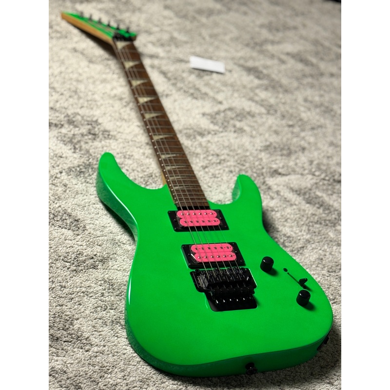 jackson-fsr-x-series-dinky-dk2xr-hh-with-laurel-fb-in-neon-green-isj2211876-used Jackson FSR X Series Dinky DK2XR HH with Laurel FB in Neon Green ISJ2211876 (USED)