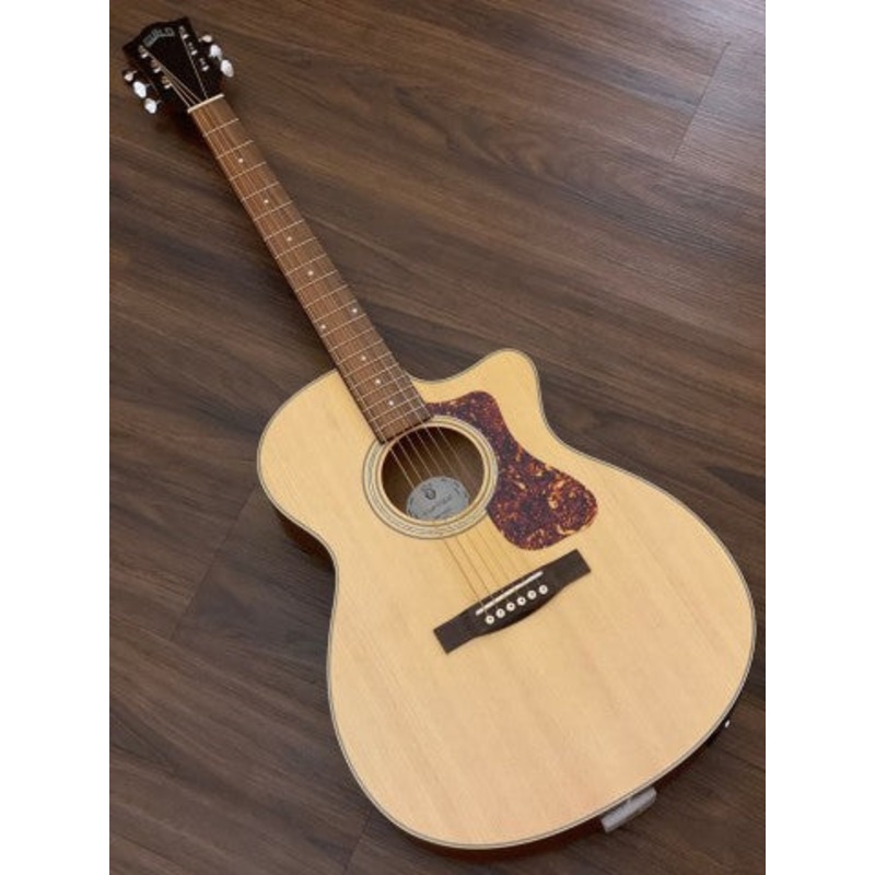 guild-om-240ce-acoustic-electric-in-natural Guild OM-240CE Acoustic Electric in Natural