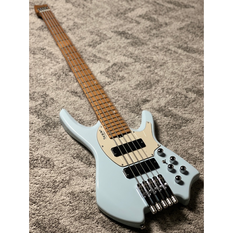 sqoe-sbwt750-sbl-warrior-5-string-headless-bass-in-sonic-blue SQOE SBWT750 SBL Warrior 5-String Headless Bass in Sonic Blue