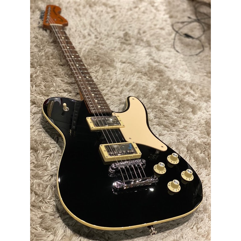 fender-japan-troublemaker-telecaster-in-black Fender Japan Troublemaker Telecaster in Black