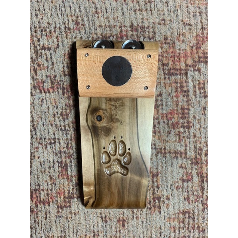 wild-dog-custom-shop-black-heart-sassafras-with-silky-oak-tone-bar-stomp-box Wild Dog Custom Shop 'Black Heart Sassafras with Silky Oak Tone Bar' Stomp Box