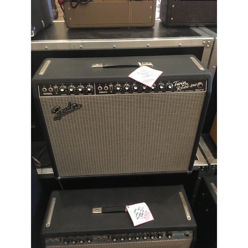 used-fender-65-twin-reverb-reissue-2x12-tube-guitar-amplifier-combo Used Fender '65 Twin Reverb Reissue 2x12" Tube Guitar Amplifier Combo