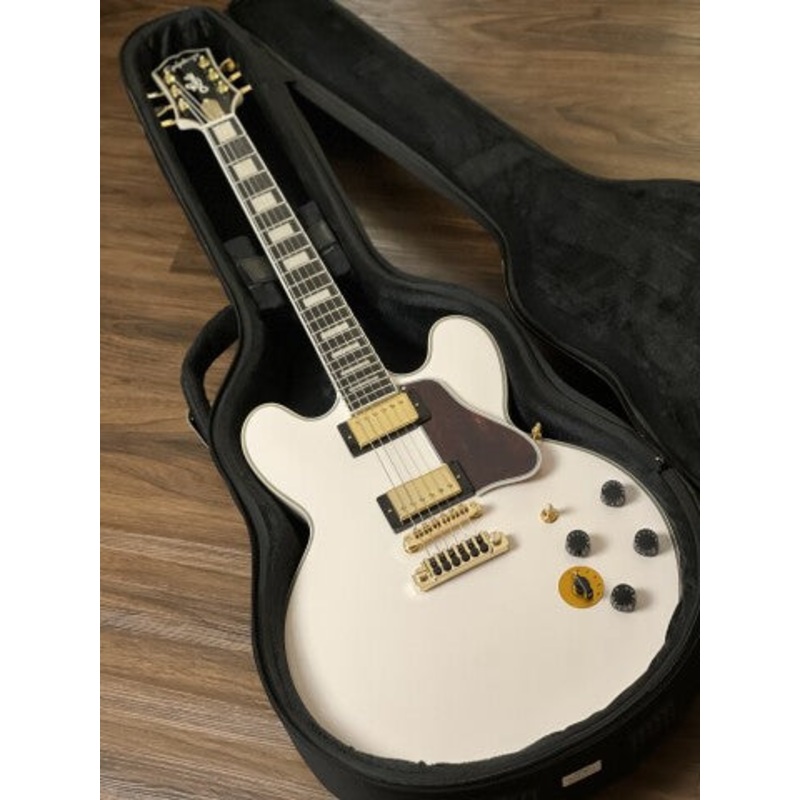 epiphone-b-b-king-lucille-incl-epilite-case-in-bone-white Epiphone B.B. King Lucille (Incl. EpiLite Case) In Bone White