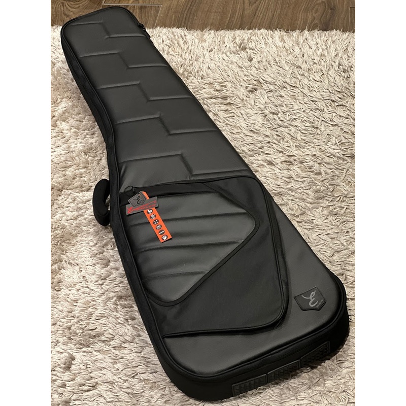 enormous-essential-lightweight-gigbag-for-electric-bass Enormous Essential Lightweight Gigbag for Electric Bass