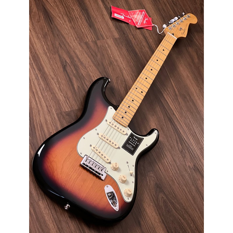 fender-player-plus-stratocaste-in-3-tone-sunburst-with-maple-fingerboard Fender Player Plus Stratocaste in 3-tone Sunburst with Maple Fingerboard