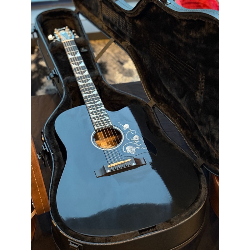 gibson-dave-mustaine-songwriter-with-case Gibson Dave Mustaine Songwriter with case