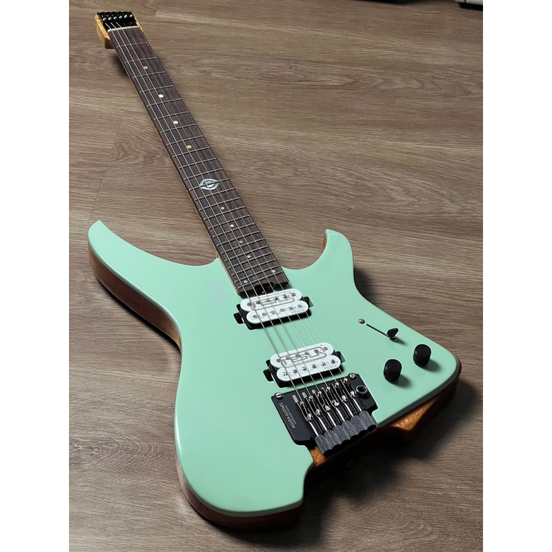 aguda-black-hole-pro-2025-in-seafoam-green-with-natural-back Aguda Black Hole Pro 2025 in Seafoam Green with Natural Back