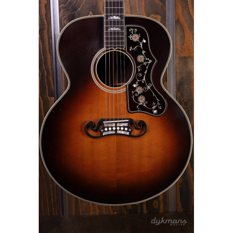 gibson-custom-pre-war-sj-200-rosewood-light-aged-faded-vintage-sunburst Gibson Custom Pre-War SJ-200 Rosewood Light Aged Faded Vintage Sunburst