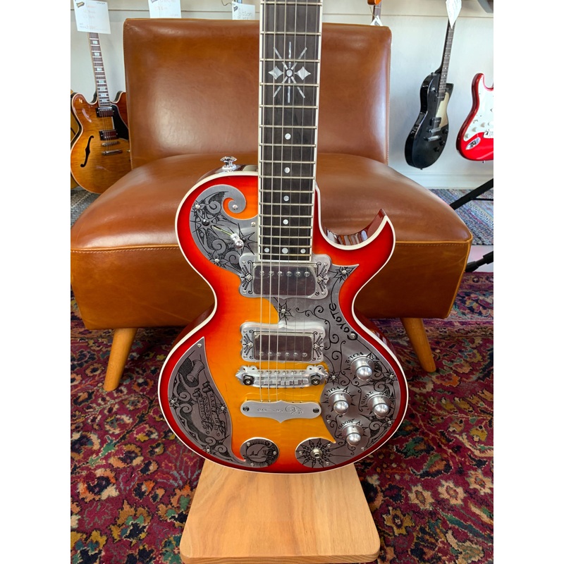sold-teye-coyote-nice-cherry-sunburst **** SOLD **** Teye Coyote - Nice Cherry Sunburst