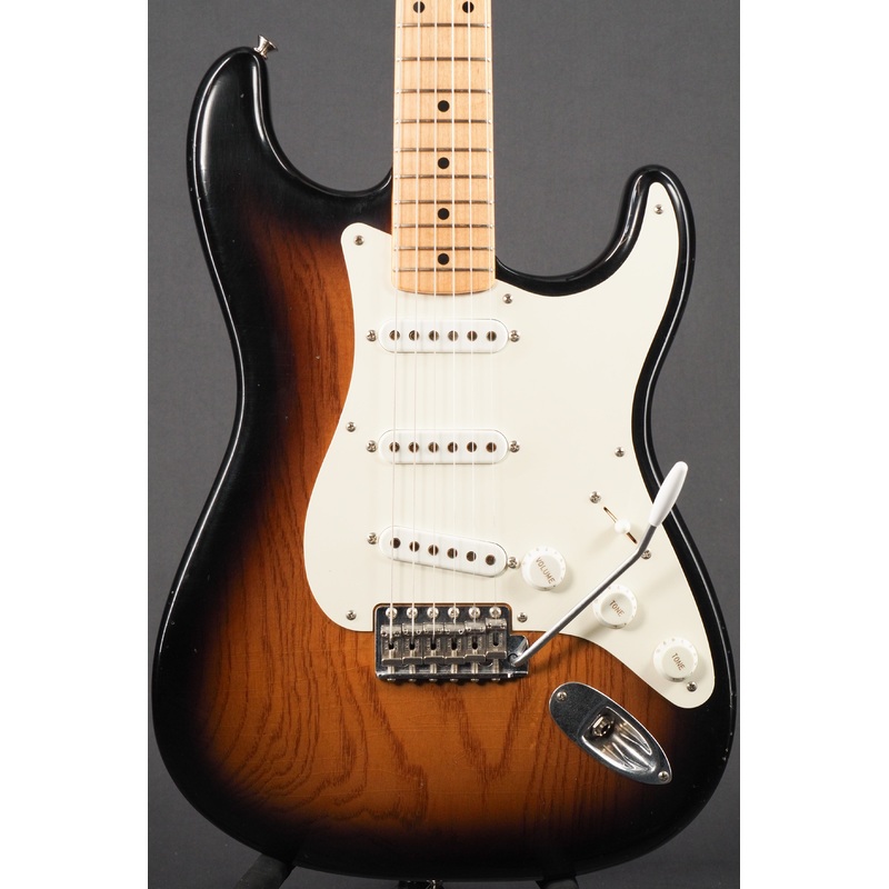 50th-anniversary-54-masterbuilt-todd-krause-stratocaster-2-tone-burst 50th Anniversary '54 Masterbuilt Todd Krause Stratocaster - 2 Tone Burst