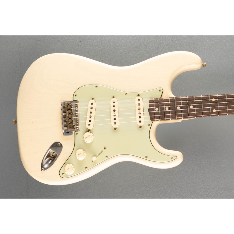 1960-journeyman-relic-stratocaster-vintage-blonde 1960 Journeyman Relic Stratocaster - Vintage Blonde
