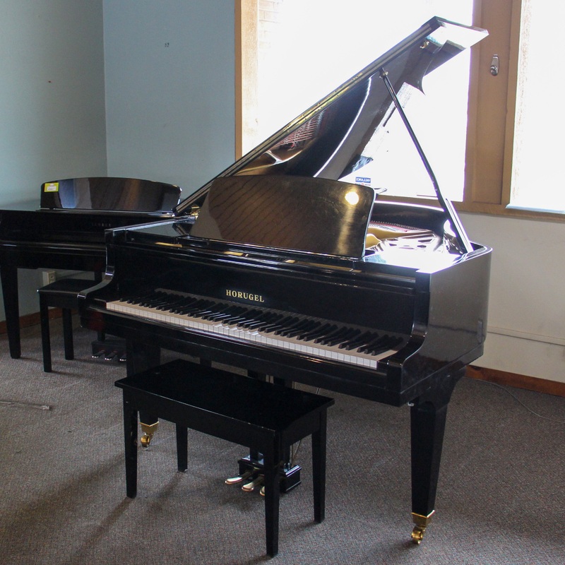 horugel-g-3a-baby-grand-piano Horugel G-3A Baby Grand Piano
