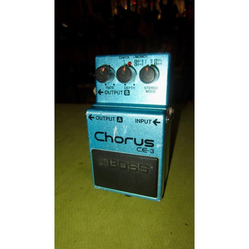 1986-boss-ce-3-chorus-blue 1986 BOSS CE-3 Chorus Blue