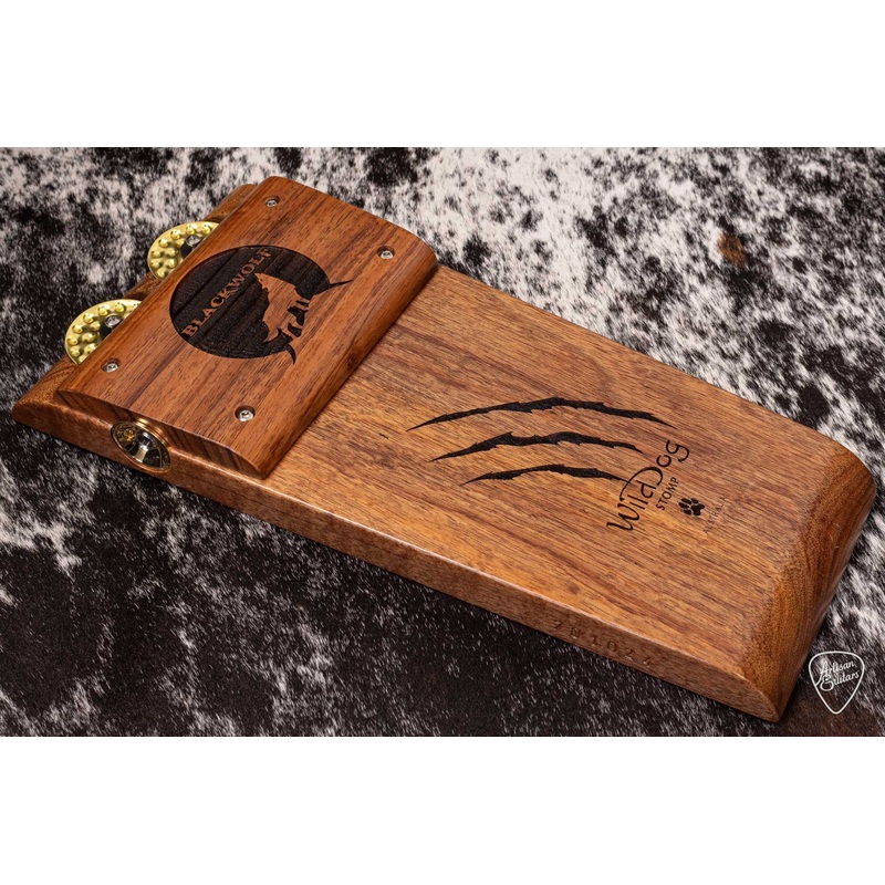wild-dog-custom-shop-blackwolf-stomp-box-701024 Wild Dog Custom Shop Blackwolf Stomp Box - 701024